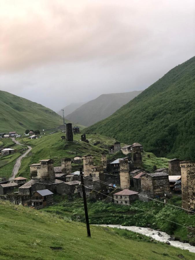 فندق Old House أوشغولي المظهر الخارجي الصورة